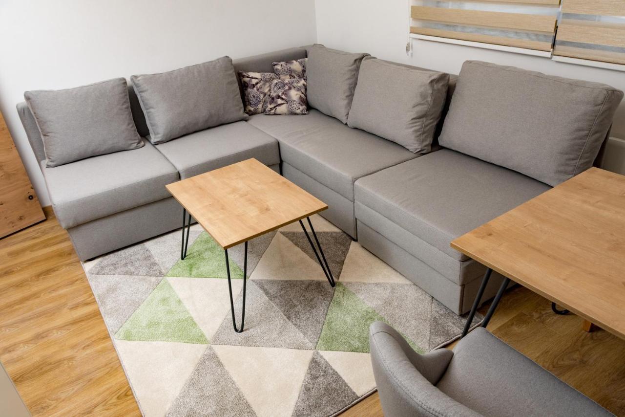 Apartmani Kamavu ยาโฮรินา ภายนอก รูปภาพ