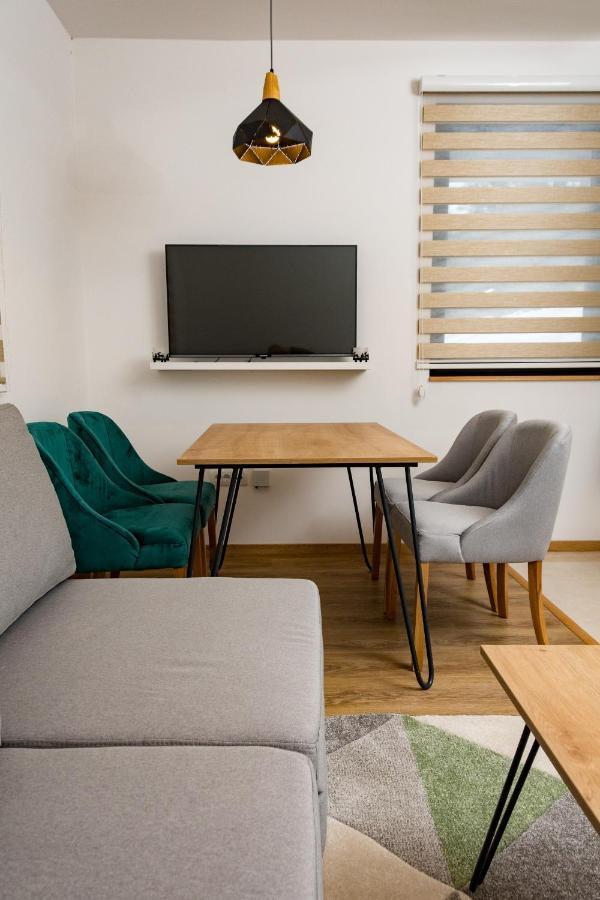 Apartmani Kamavu ยาโฮรินา ภายนอก รูปภาพ