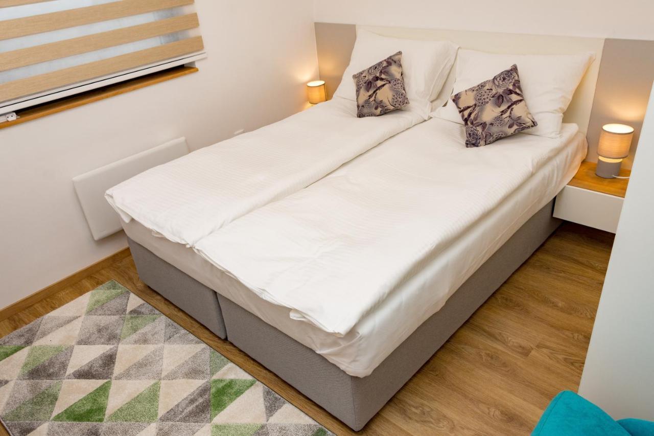 Apartmani Kamavu ยาโฮรินา ภายนอก รูปภาพ