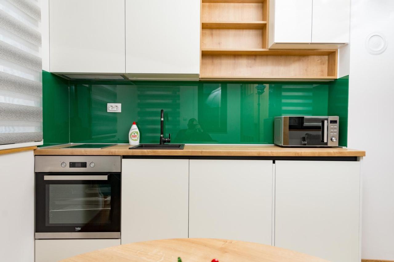 Apartmani Kamavu ยาโฮรินา ภายนอก รูปภาพ