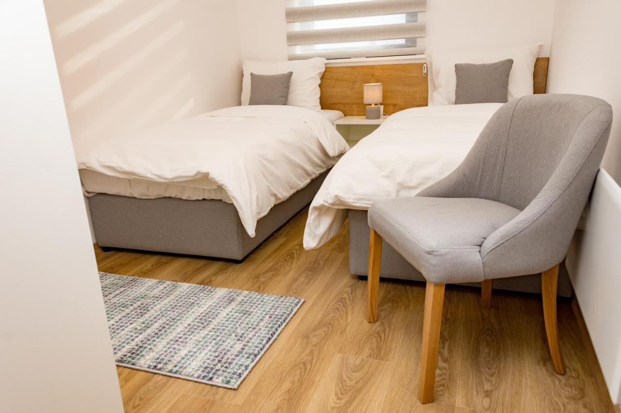 Apartmani Kamavu ยาโฮรินา ภายนอก รูปภาพ